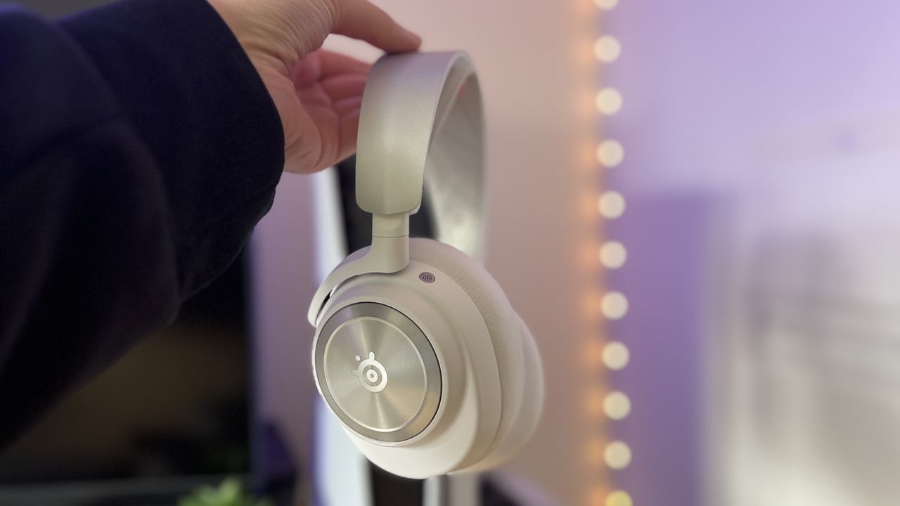 Лучшая гарнитура для PS5 2025: SteelSeries снова лидирует в рейтинге